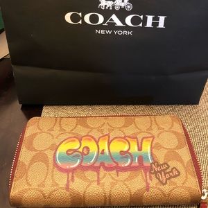 COACH Graffiti Wallet - MINT Condition